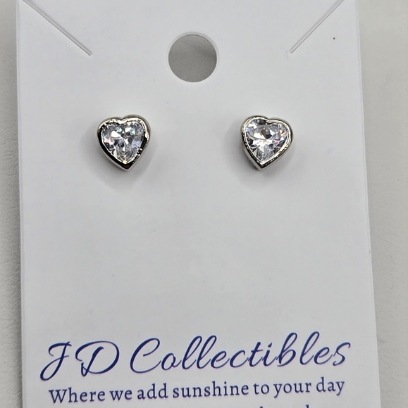 Heart Stud Earrings Made w/ Swarovski Crystals Silver Overlay - Picture 1 of 4
